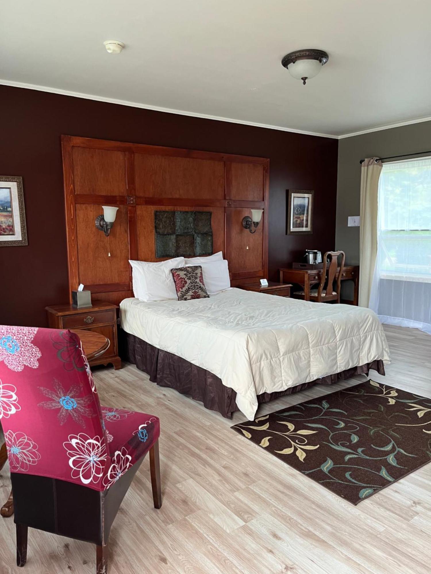 Vinehurst Inn & Suites Hammondsport Exteriér fotografie
