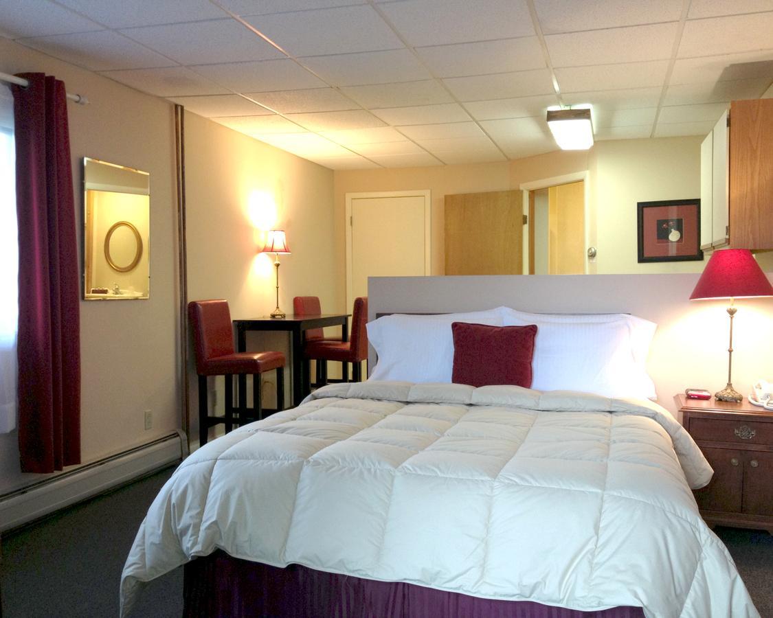 Vinehurst Inn & Suites Hammondsport Exteriér fotografie
